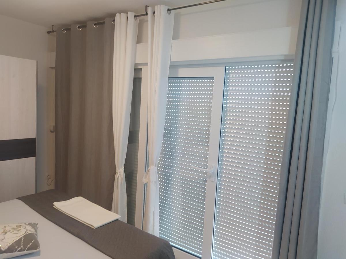Apartmani Trubi 3 โวดีเซ ภายนอก รูปภาพ