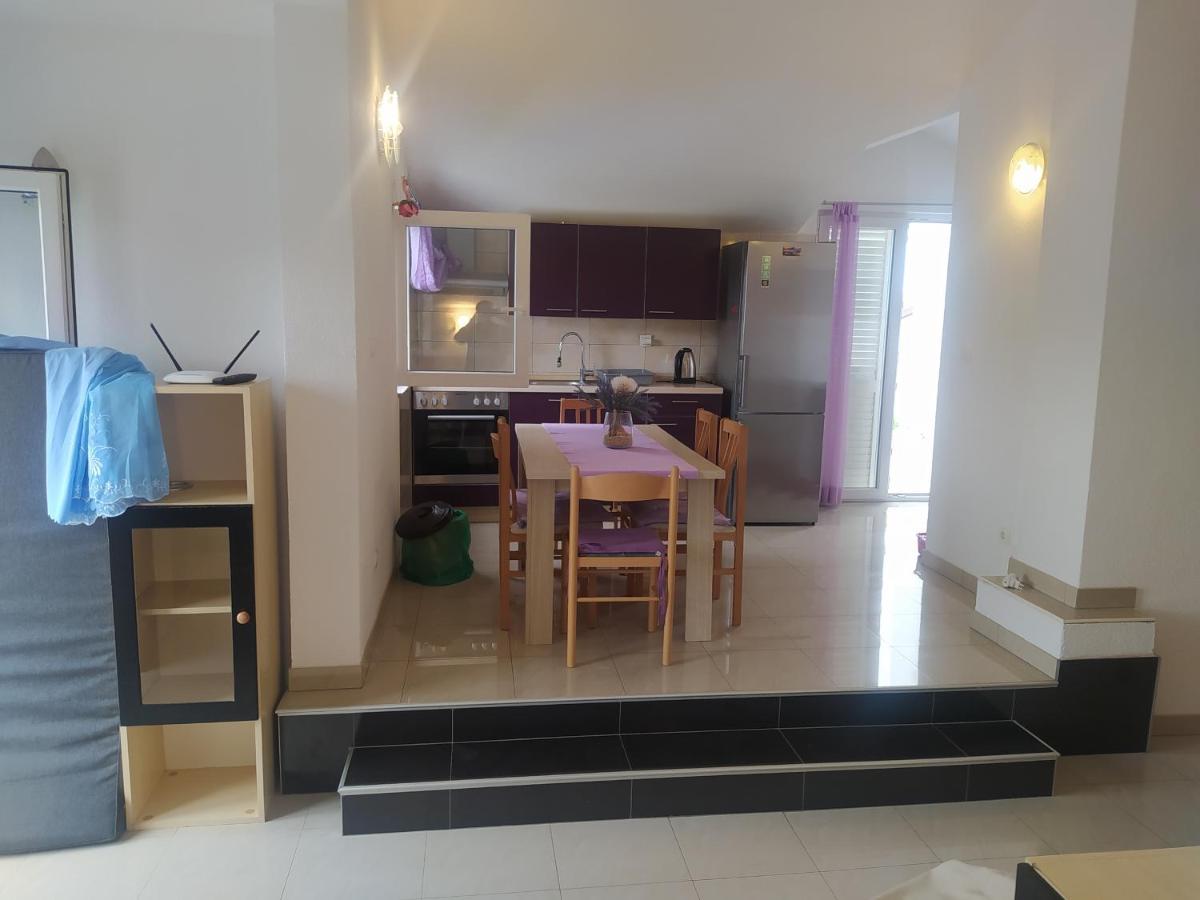 Apartmani Trubi 3 โวดีเซ ภายนอก รูปภาพ